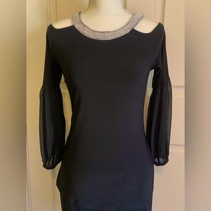 Roz & Ali size Small Ladies Black Cold Shoulder Blouse. It’s a Bling Thing NWOT